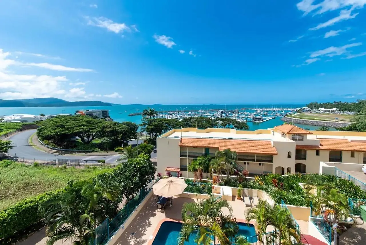 ***  Shingley Beach Resort - Whitsundays Airlie Beach Australia