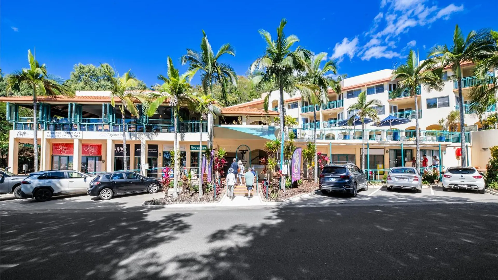***  Shingley Beach Resort - Whitsundays Airlie Beach Australia